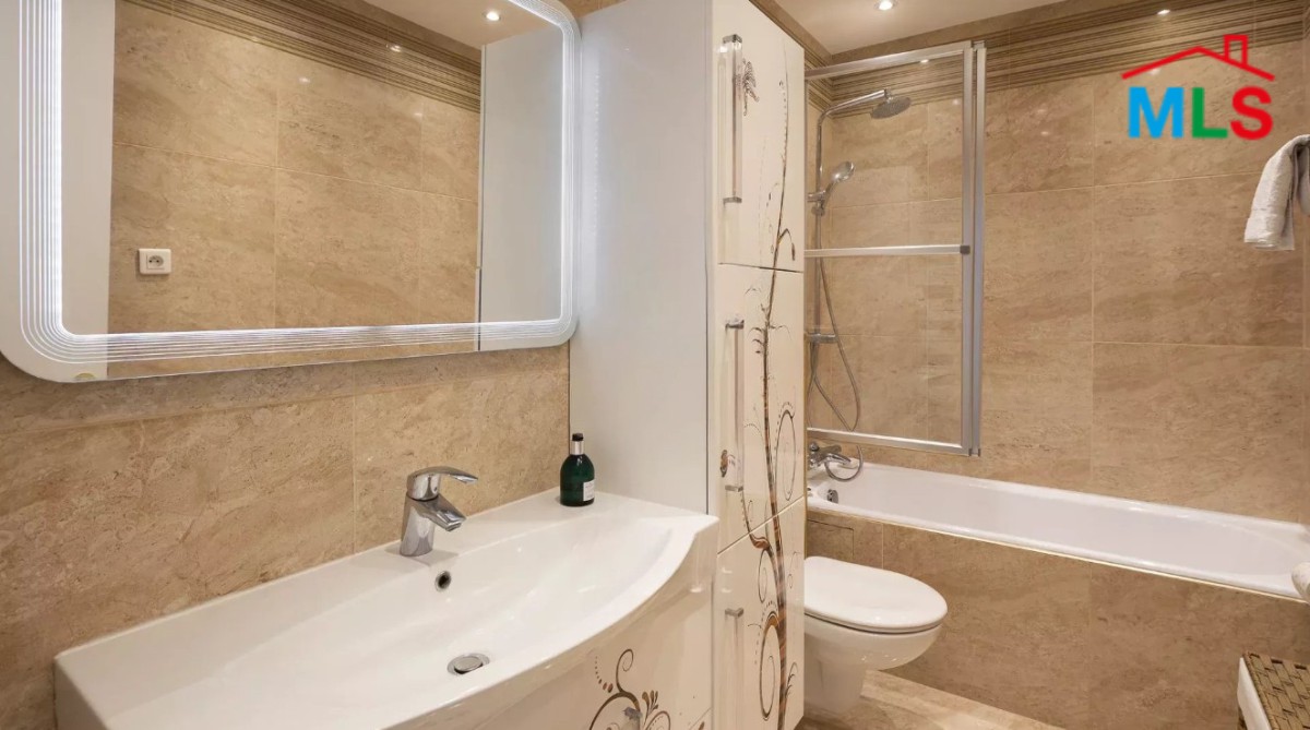APARTMENT FOR SALE l MAISON DE LA RADIO I PARIS 16ème l FRANCE - 136m2