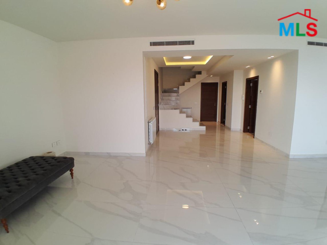 Duplex Apartment For Sale in New Fidar