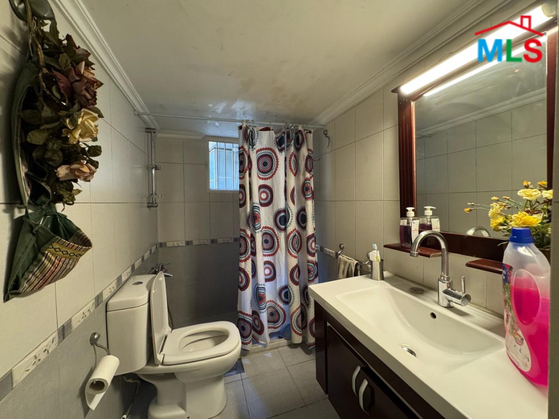 Spacious Apartment For Sale in Ain Al Remmane