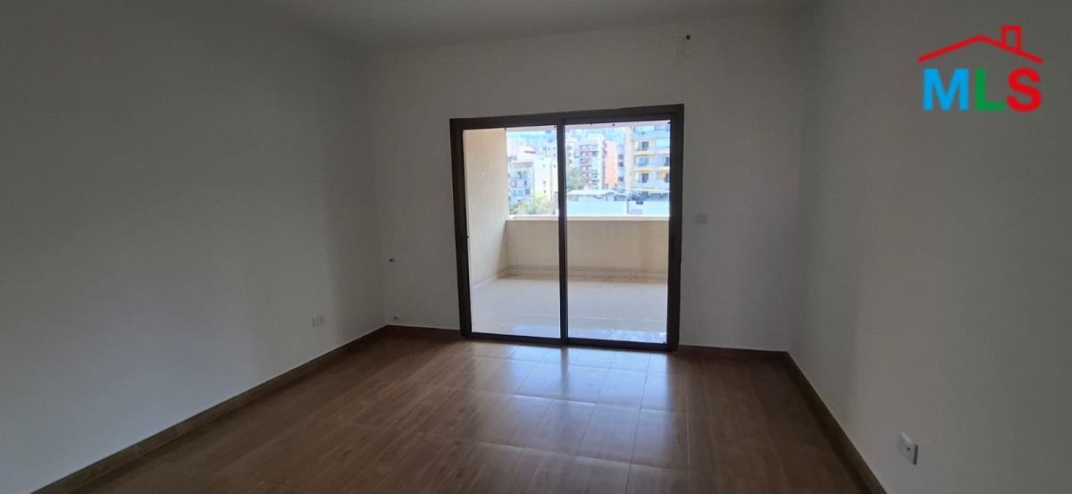Brand New Apartment For Sale In Zalka Prime Location