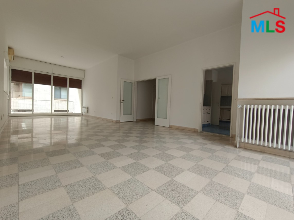 2-Bedroom Apartment For Sale in Achrafieh, Near Sassine