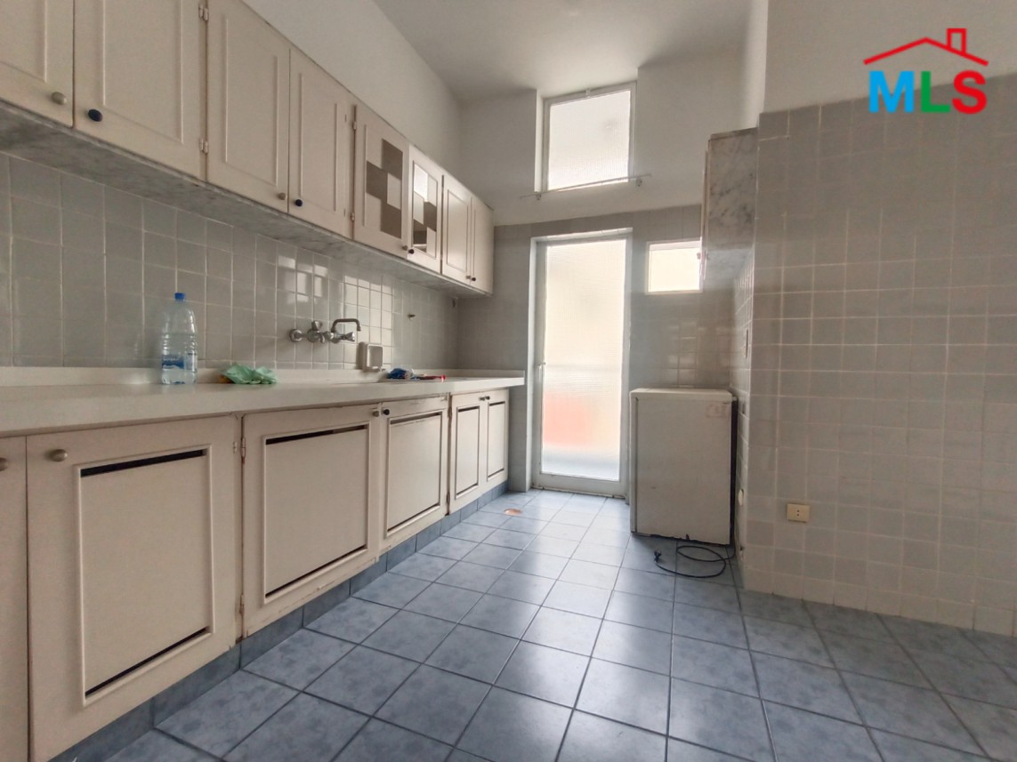 2-Bedroom Apartment For Sale in Achrafieh, Near Sassine