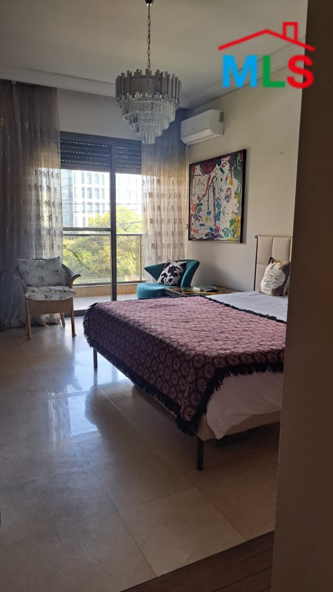 Spacious Luxurious Duplex For Sale in Ramlet El Bayda