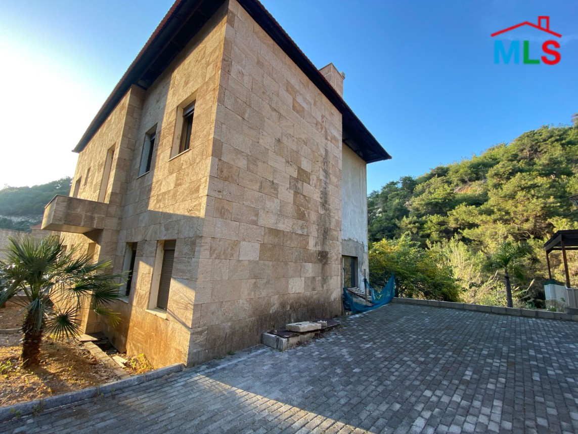 Private Villa With Mountain View For Sale In Aoukar