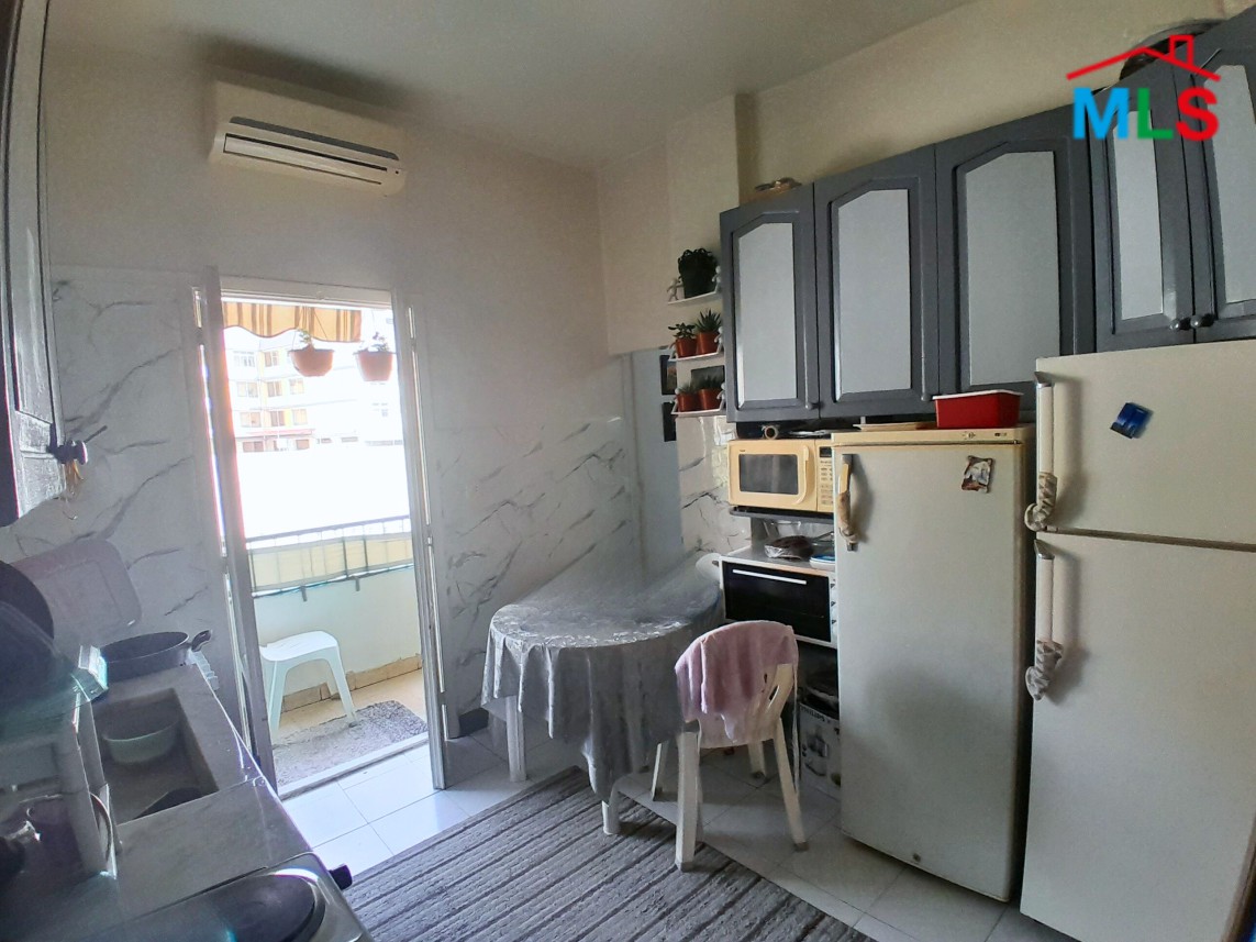 Investment Potential! 2-Bedroom Apartment For Sale in Achrafieh, Fassouh