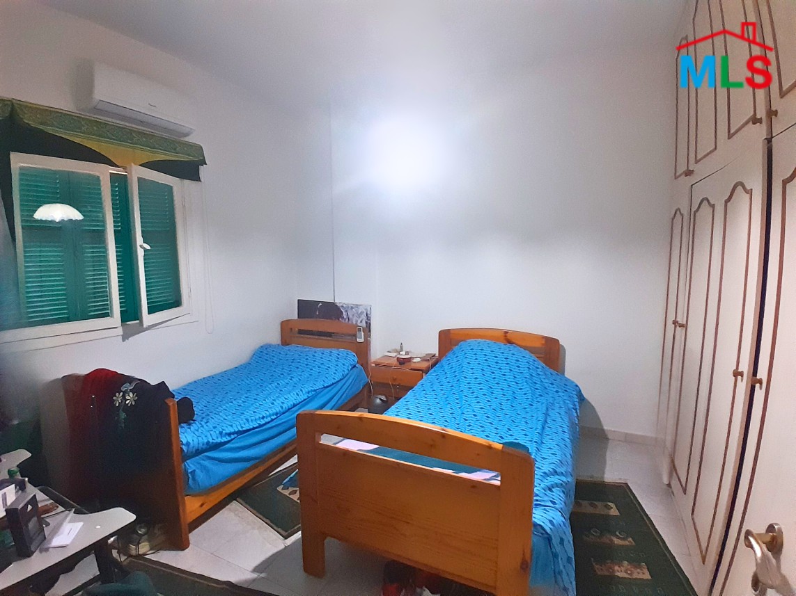 Investment Potential! 2-Bedroom Apartment For Sale in Achrafieh, Fassouh