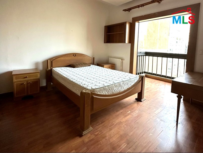 Renovated & Spacious Apartment For Sale in Achrafieh, Carré D'or