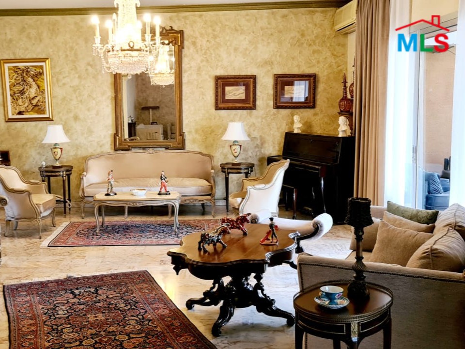 Spacious Apartment For Sale in Achrafieh, Carré D'or