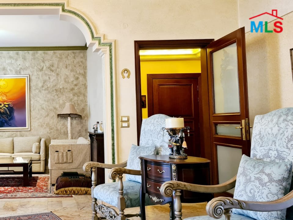 Spacious Apartment For Sale in Achrafieh, Carré D'or