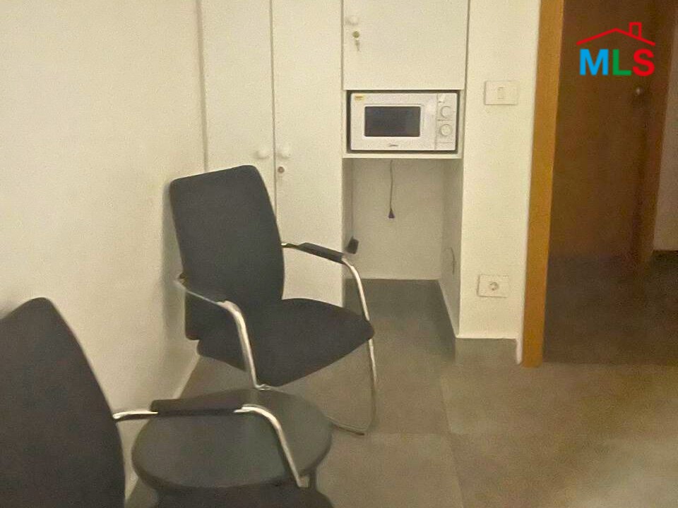 60 SQM Office For Sale in a Business building in Spears, Ras Beirut
