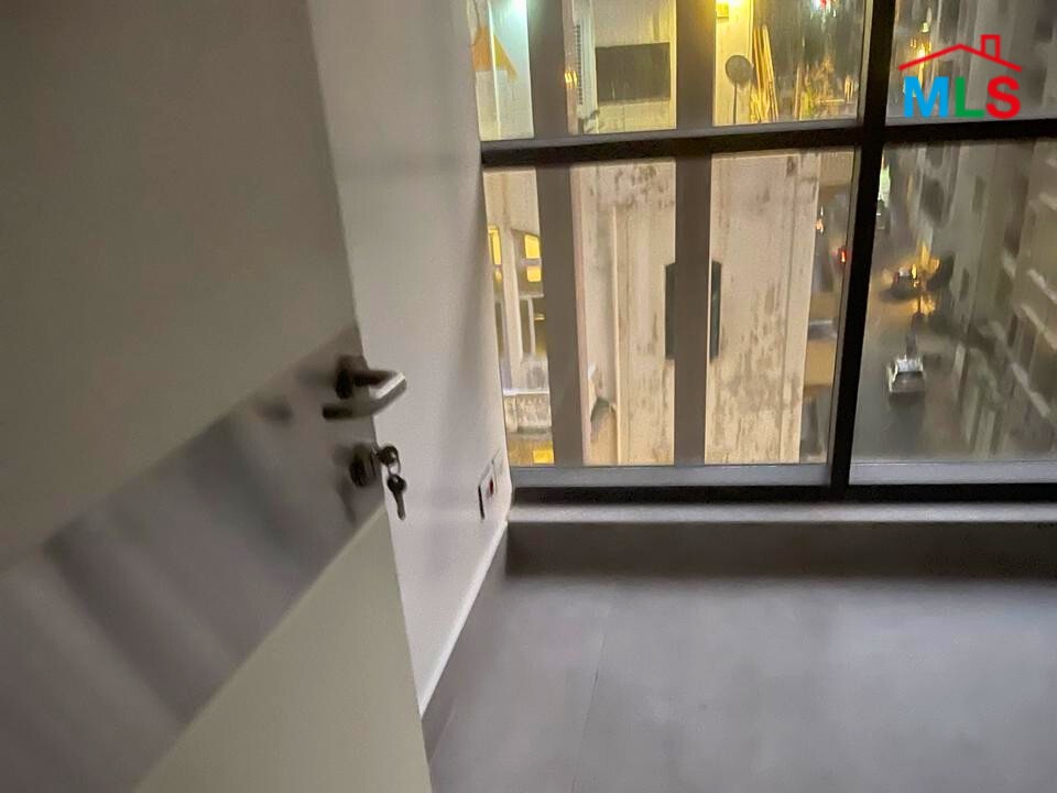 60 SQM Office For Sale in a Business building in Spears, Ras Beirut