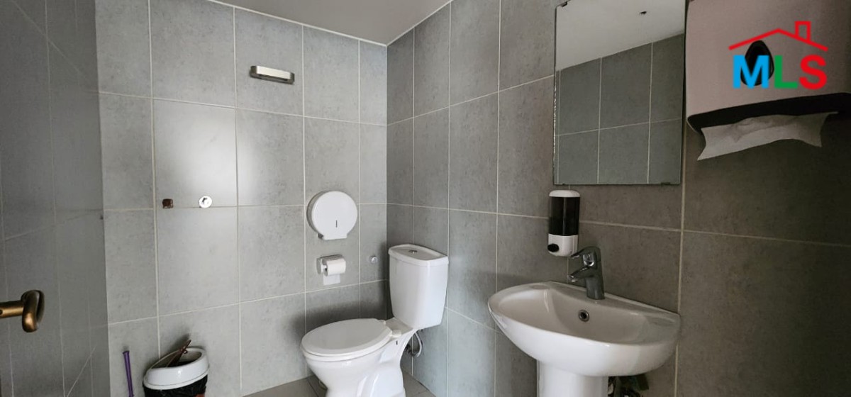 Shop With Terrace For Sale in Sin El Fil