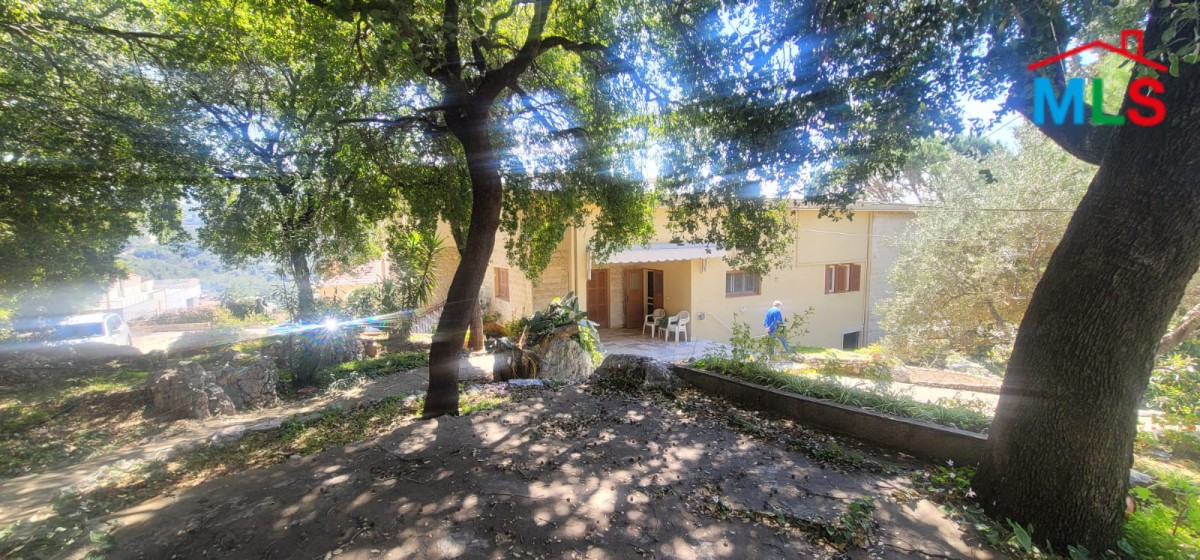 3,000 SQM Land with Traditional House For Sale in Shayle