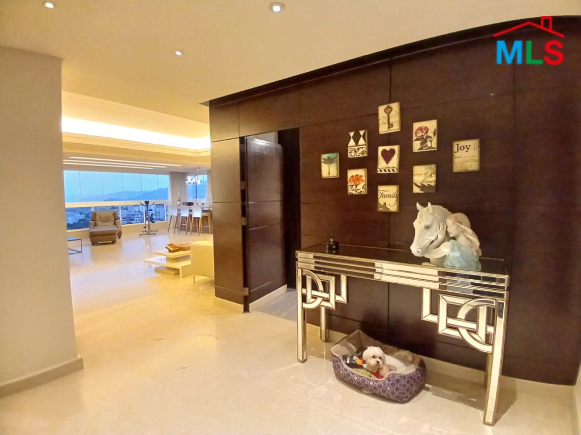 Furnished Decorated Apartment With High-End Finishing For Sale in Mtayleb