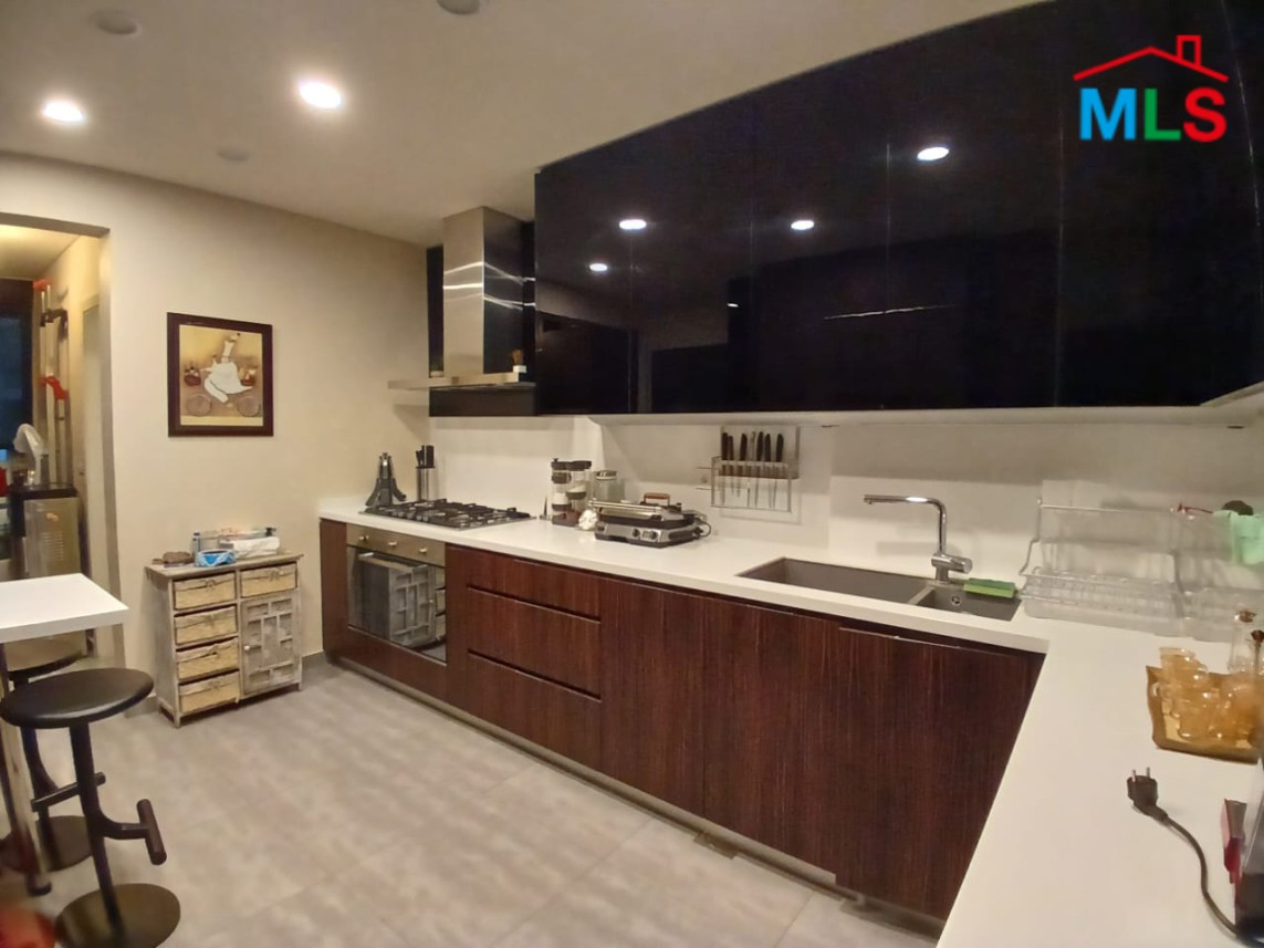 Furnished Decorated Apartment With High-End Finishing For Sale in Mtayleb
