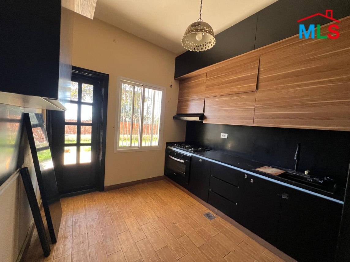 Villa For Sale In A Prime Location in Chalimar, Baabdat