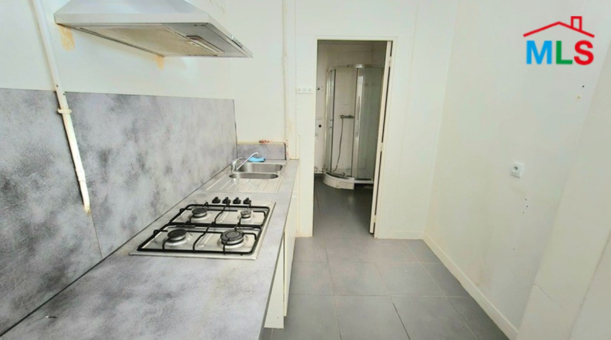 STUDIO FOR SALE l MAISON DE LA RADIO I PARIS 16ème l FRANCE- 30m2