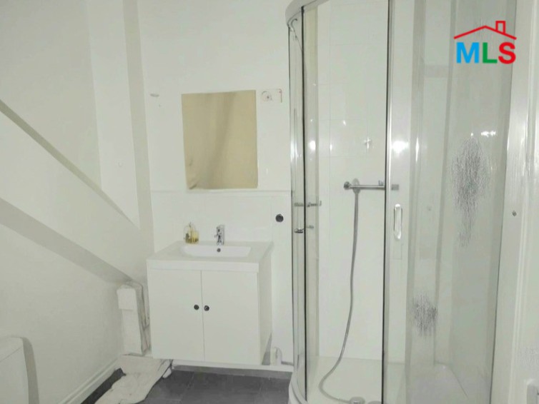 STUDIO FOR SALE l MAISON DE LA RADIO I PARIS 16ème l FRANCE- 30m2