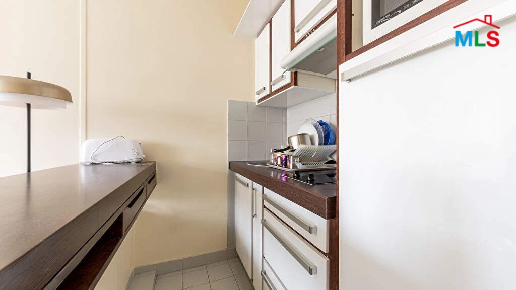 STUDIO FOR SALE l Ave. VICTOR HUGO I PARIS 16ème l FRANCE- 31m2