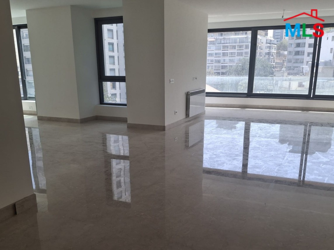 Brand New 500 SQM Apartment For Sale in Ain El Mreisseh