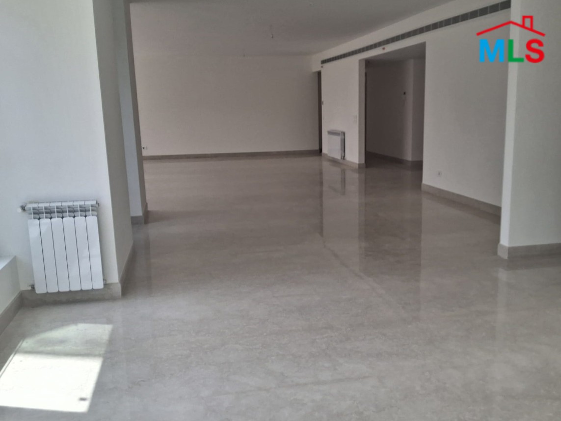 Brand New 500 SQM Apartment For Sale in Ain El Mreisseh