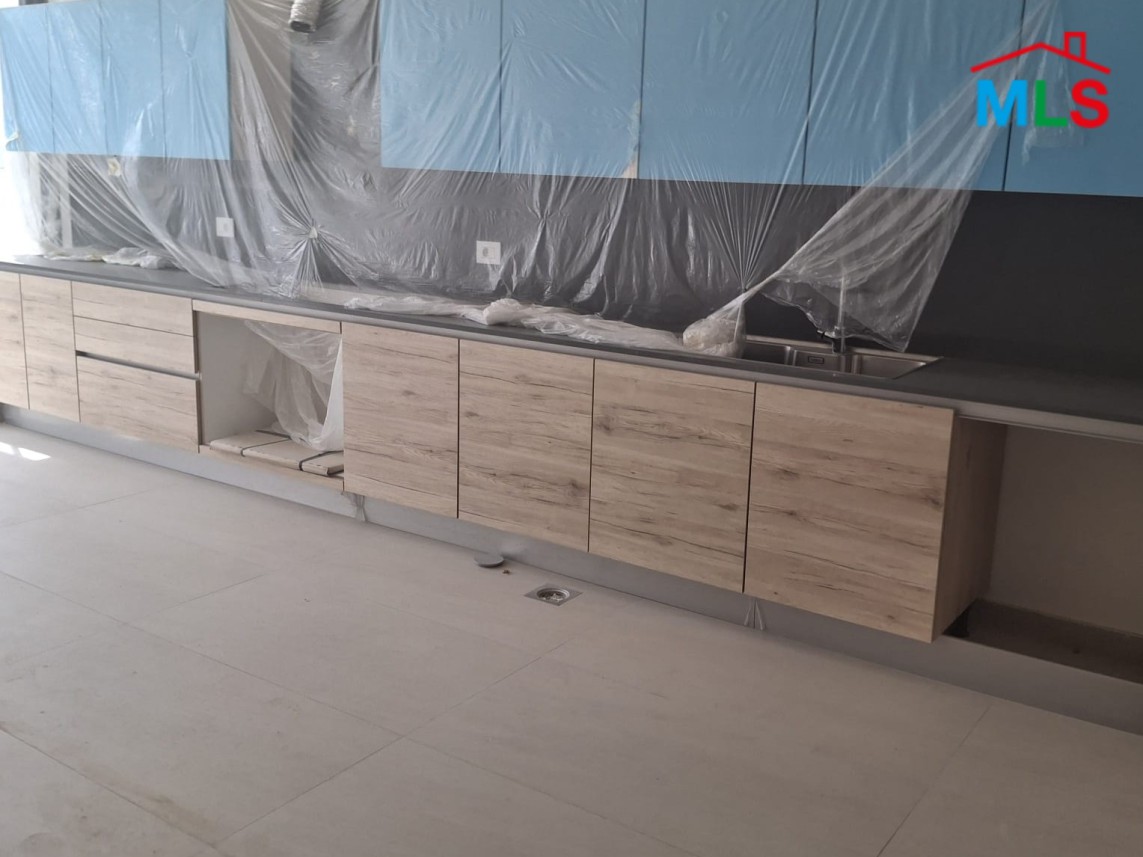 Brand New 500 SQM Apartment For Sale in Ain El Mreisseh