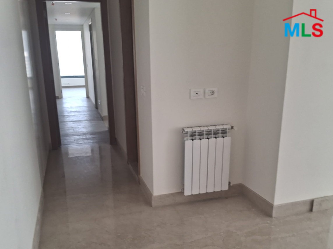 Brand New 500 SQM Apartment For Sale in Ain El Mreisseh