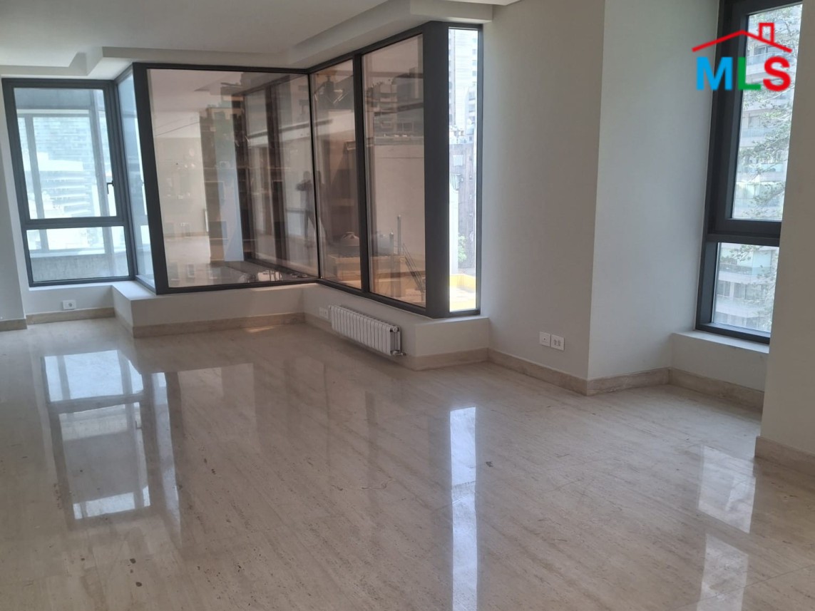 Brand New 420 SQM Apartment For Sale in Ain El Mreisseh