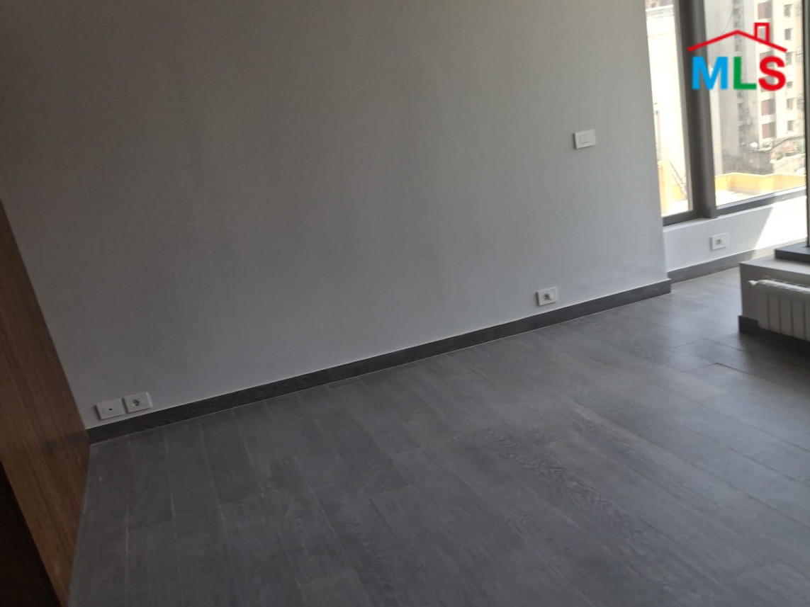 Brand New 420 SQM Apartment For Sale in Ain El Mreisseh