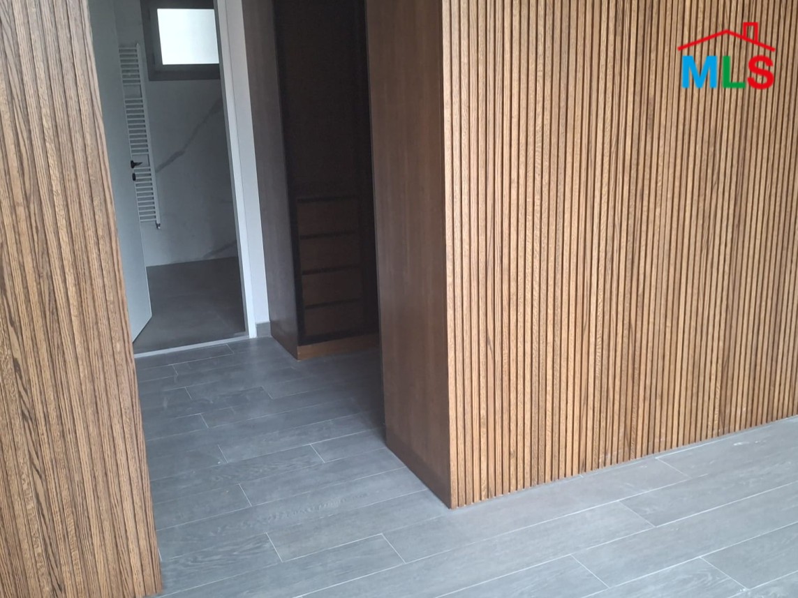 Brand New 420 SQM Apartment For Sale in Ain El Mreisseh
