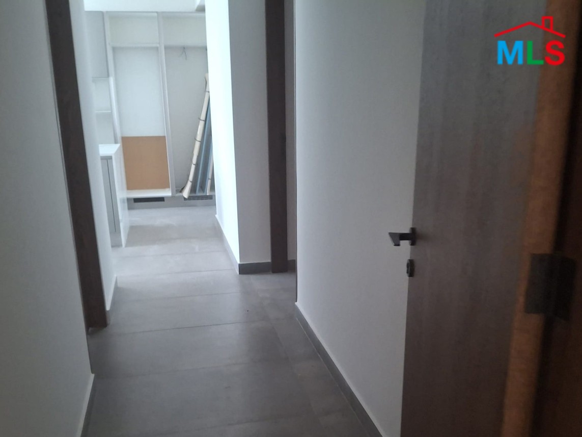 Brand New 420 SQM Apartment For Sale in Ain El Mreisseh
