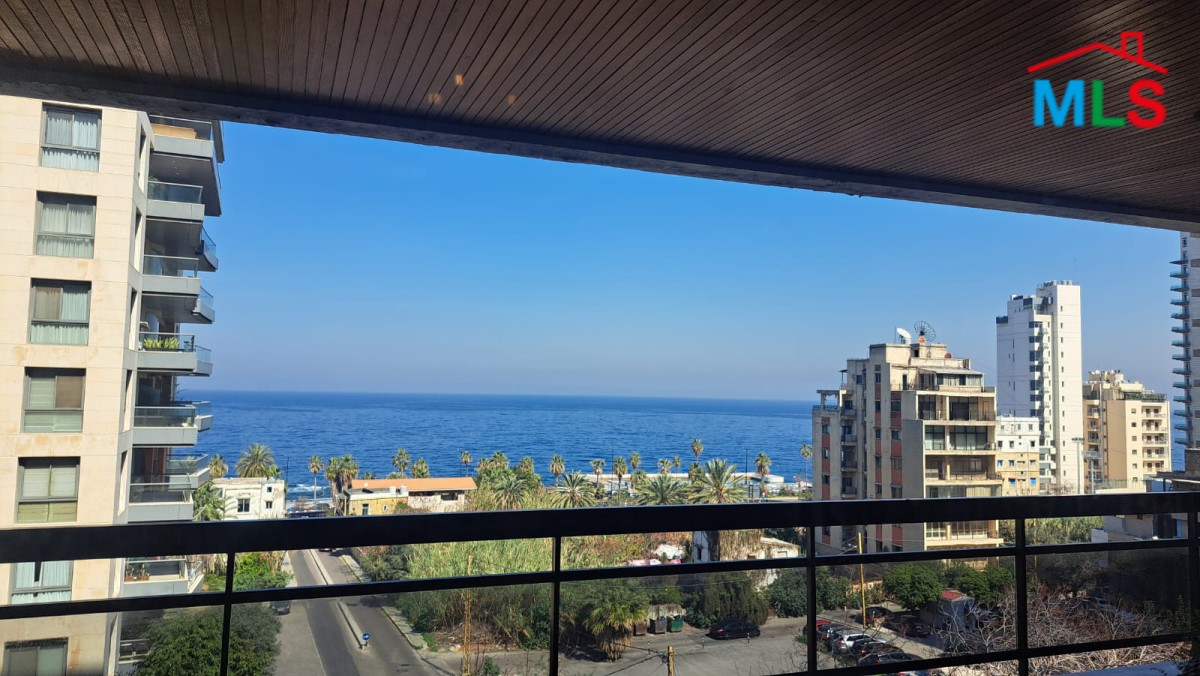 Spacious Apartment With Terrace For Sale in Bliss