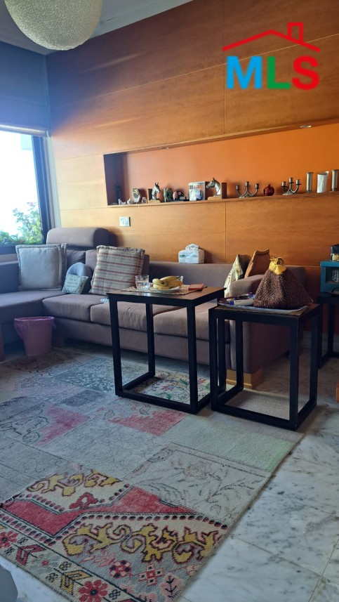 Spacious Apartment With Terrace For Sale in Bliss