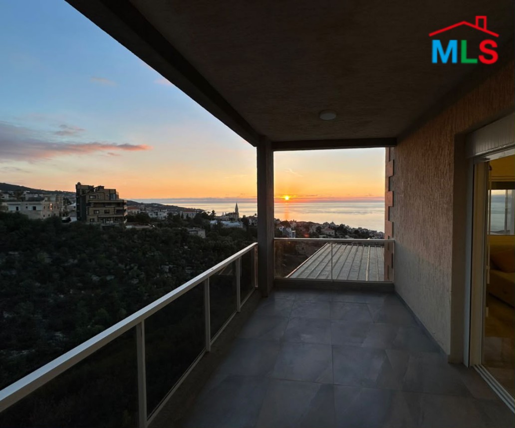 3-Bedroom Apartment For Sale in Batroun Kfar Aabida