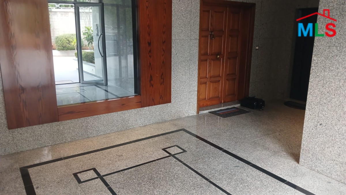 Spacious Apartment With Sea And Mountain View For Sale In Kfarhbeib