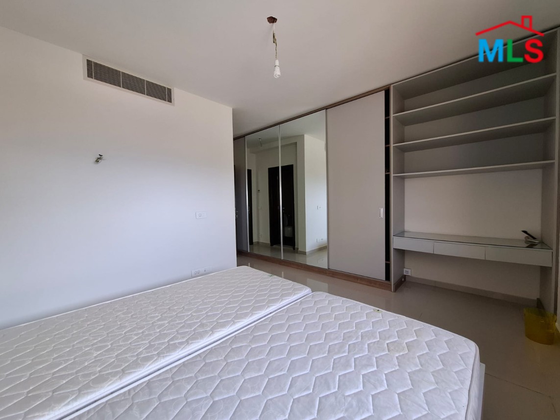Luxurious Spacious Apartment With Panoramic Sea View For Sale in Tabarja