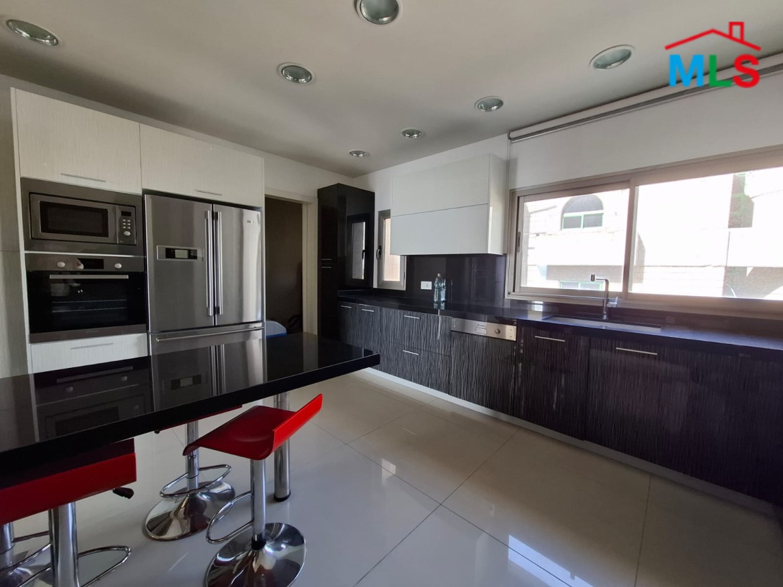 Luxurious Spacious Apartment With Panoramic Sea View For Sale in Tabarja
