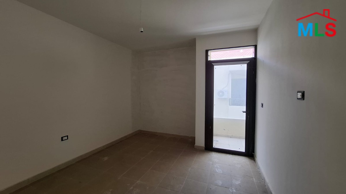3-Bedroom Brand New Apartment For Sale in Aamchit