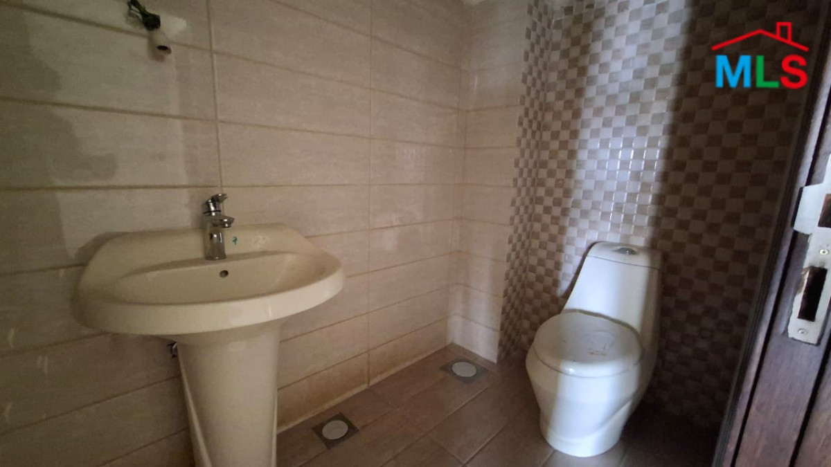 3-Bedroom Apartment For Sale in Aamchit In A Very Good Location