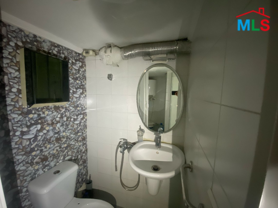 35 SQM Shop For Sale in Antelias