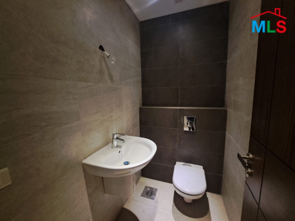 Brand New High-End Apartment For Sale in a Prime Location In Kornet Chehwan