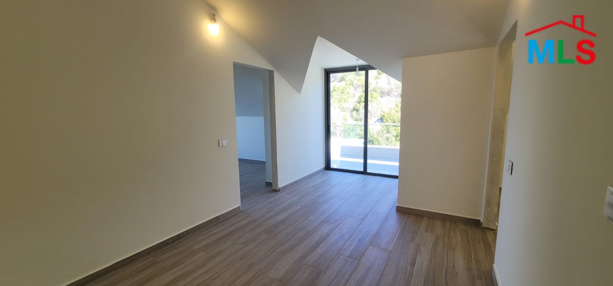 Brand New Spacious Roof Apartment For Sale in Achkout
