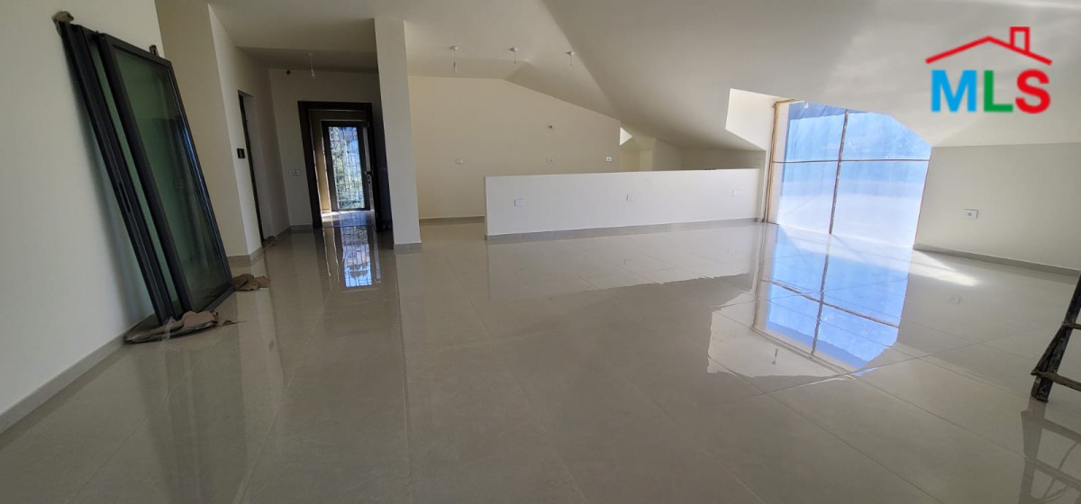 Brand New Spacious Roof Apartment For Sale in Achkout