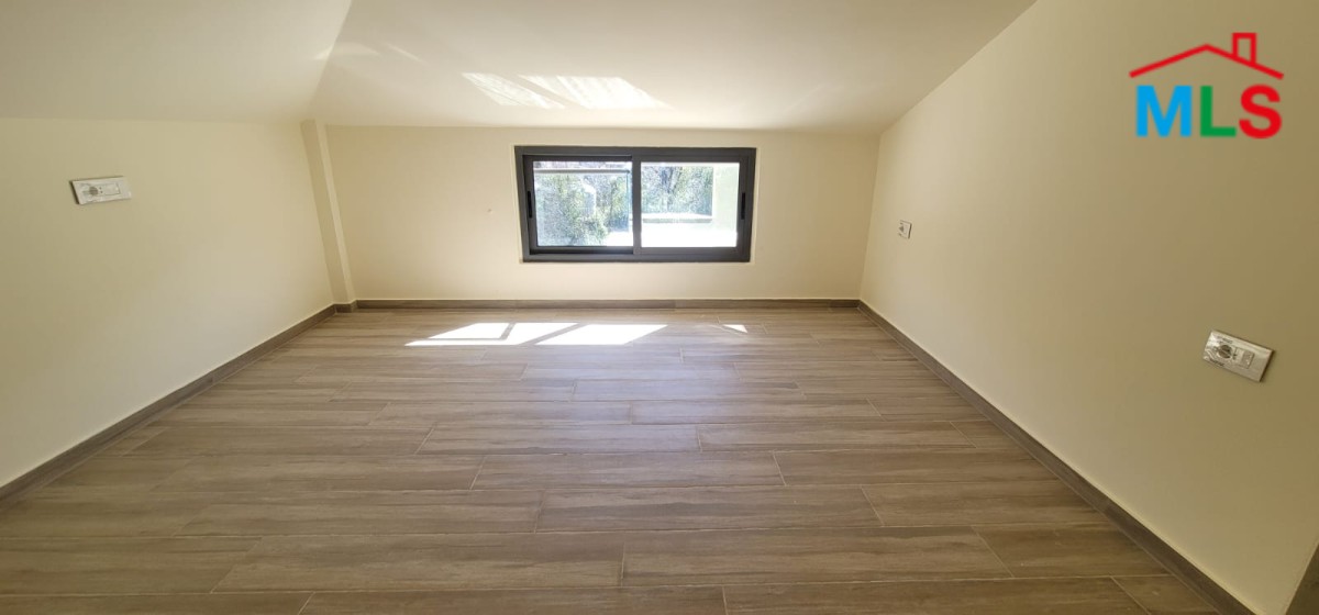 Brand New Spacious Roof Apartment For Sale in Achkout