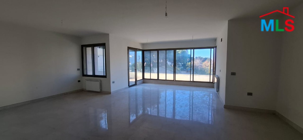 Spacious Apartment with Terrace For Sale in Naccache