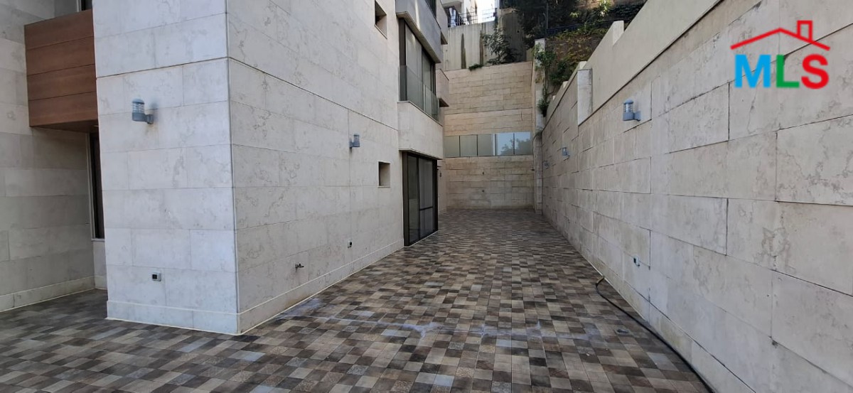 Spacious Apartment with Terrace For Sale in Naccache