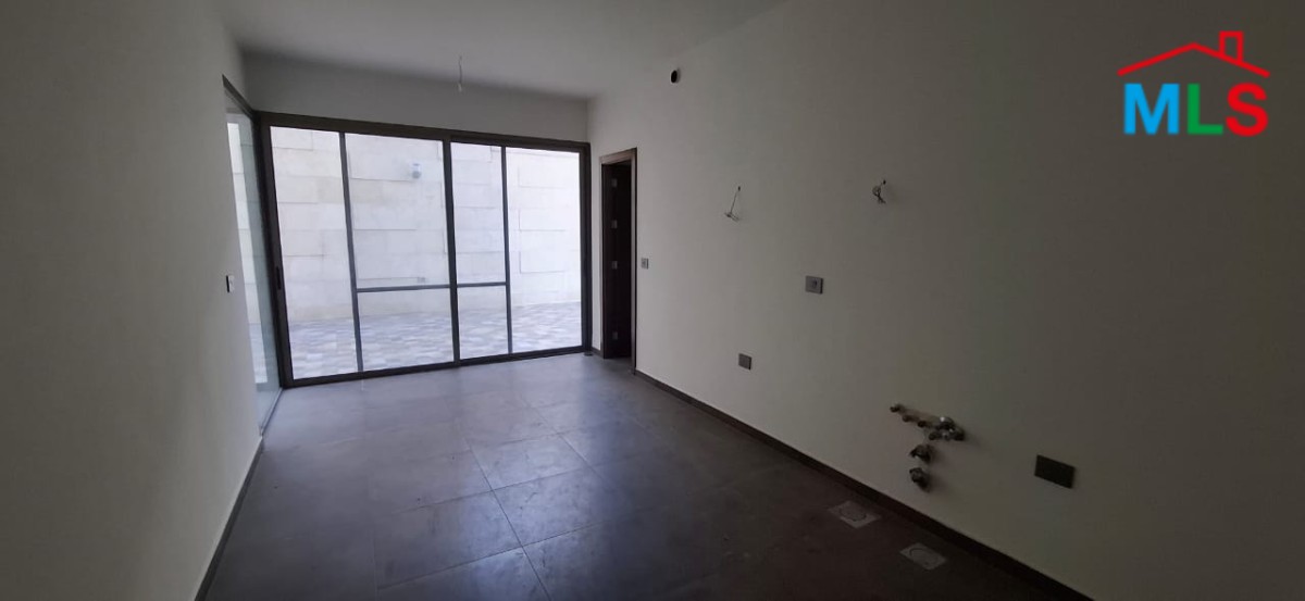 Spacious Apartment with Terrace For Sale in Naccache