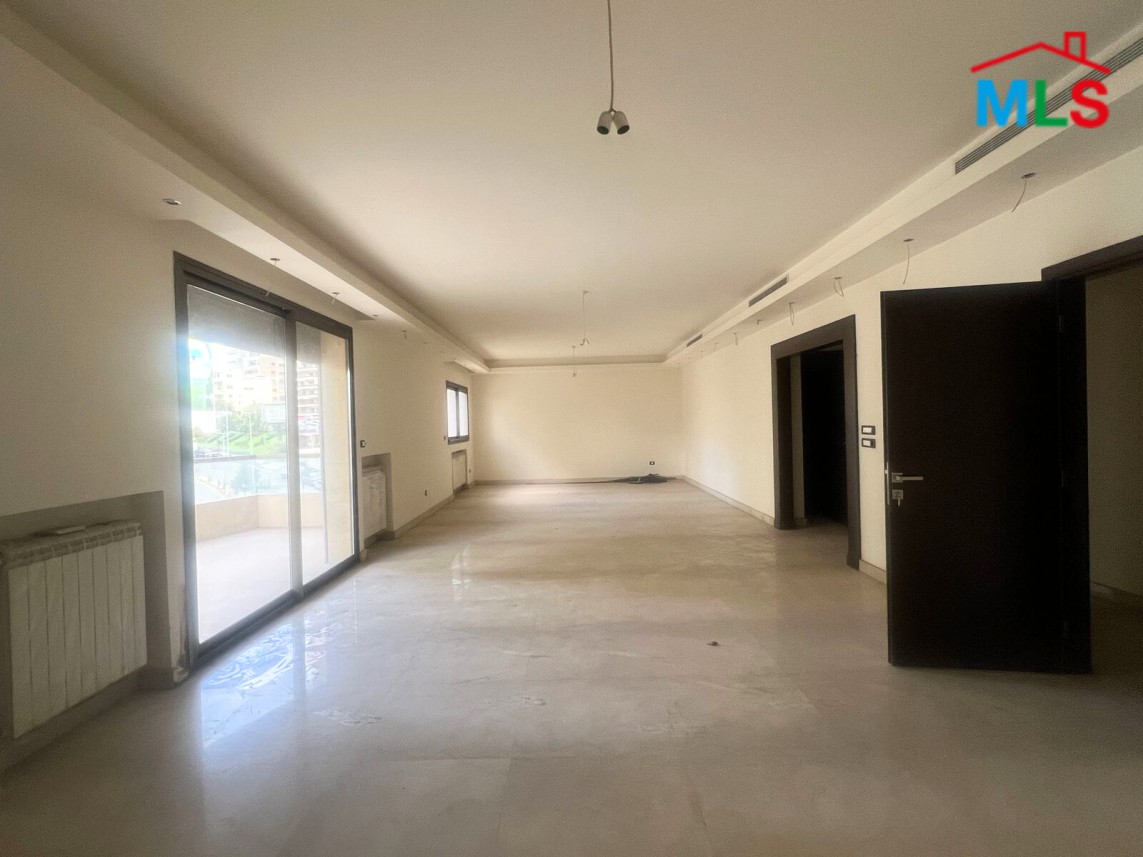 3-Bedroom Apartment For Sale in Achrafieh, Sioufi