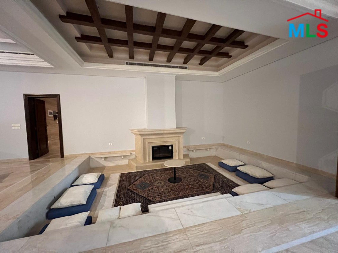 Semi-Furnished Amazing Villa With Pool For Sale in Fatqa