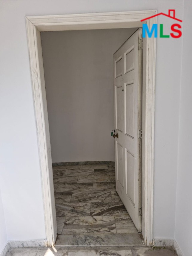 150 SQM Office For Sale in A Prime Location In Ghazir